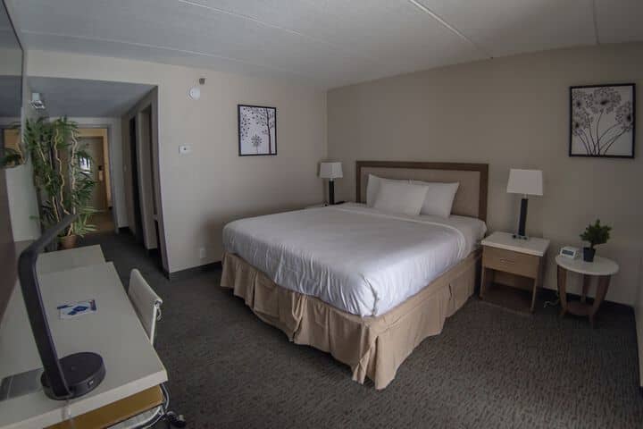 Room 9 of 67